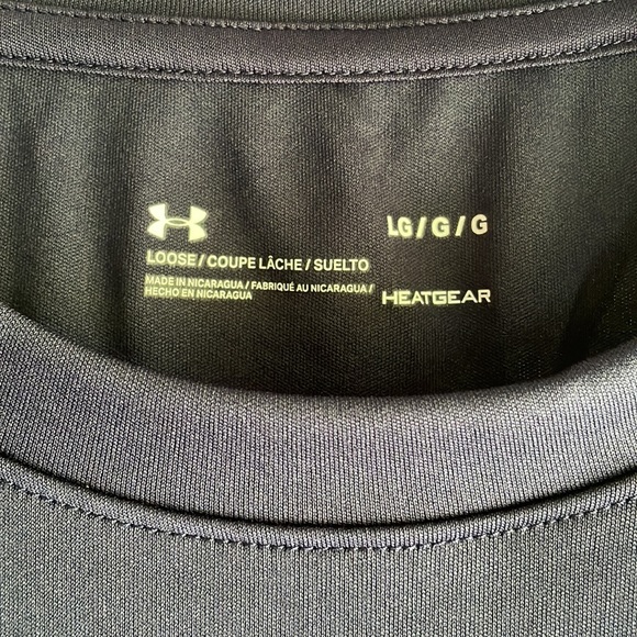 Under Armour Heatgear - Men’s Large Loose Fit Tee - Picture 3 of 7
